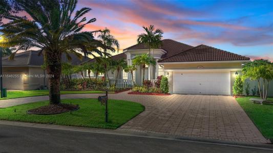 6488 NW 56th Dr, Coral Springs, Florida 33067, USA