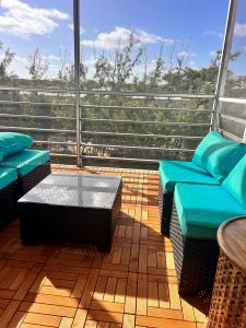 3660 NE 166th St 510, North Miami Beach, Florida 33160, USA