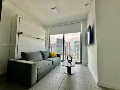 227 NE 2nd St 3107, Miami, Florida 33132, USA