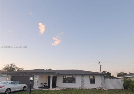 1313 37TH Ter, Cape Coral, Florida 33904, USA