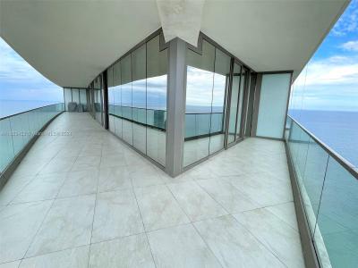 18975 Collins Ave 5205, Sunny Isles Beach, Florida 33160, USA