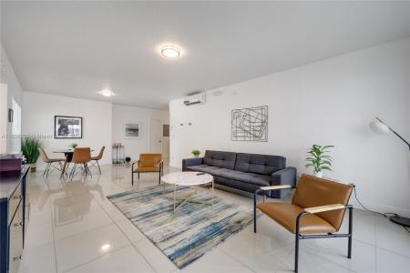 9800 E Bay Harbor Drive 9, Bay Harbor Islands, Florida 33154, USA