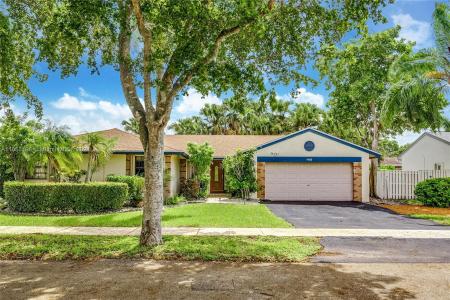 14610 Kirsten Ct, Davie, Florida 33325, USA