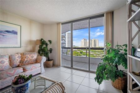 3400 NE 192nd St 907, Aventura, Florida 33180, USA