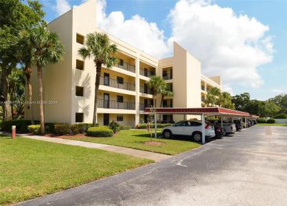 11485 OAKHURST RD B304, Largo, Floryda 33774, USA