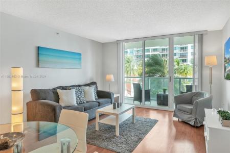 1155 Brickell Bay Dr 706, Miami, Florida 33131, USA