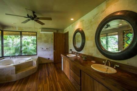 9 Santa Rita de OROTINA Casa de Campo Costa Rica., Alabama, USA