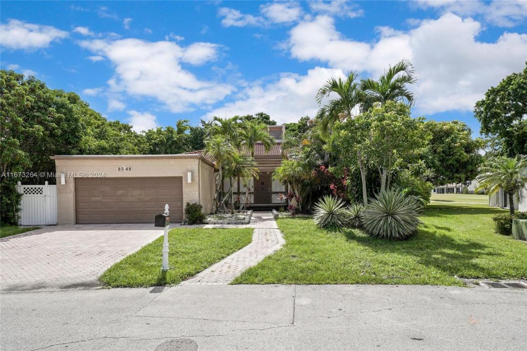 8049 Buttonwood Cir, Tamarac, FL 33321