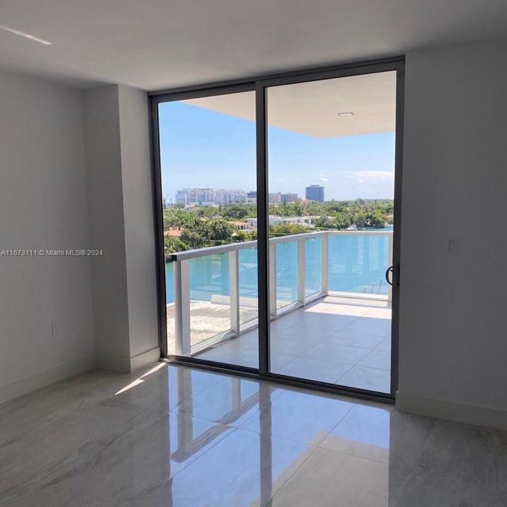 9521 E Bay Harbor Dr 605, Bay Harbor Islands, FL 33154