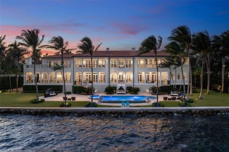 33 Arvida Pkwy, Coral Gables, Florida 33156, USA