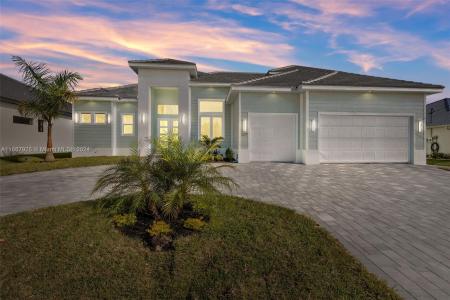 2129 Cape Coral Parkway W, Cape Coral, Florida 33914, USA