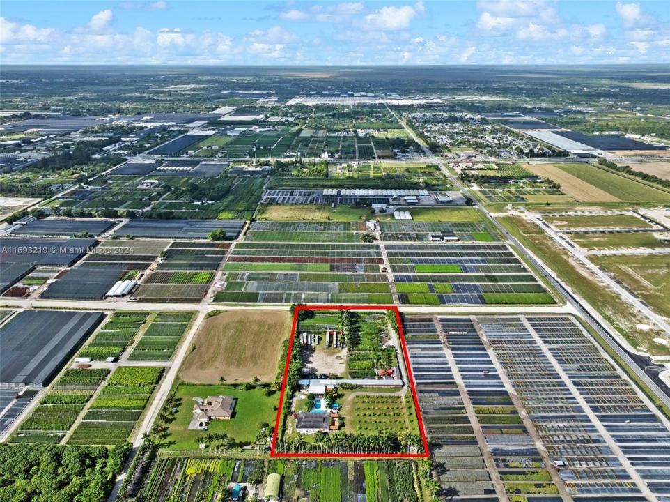 20235 SW 172nd Ave, Miami, FL 33187