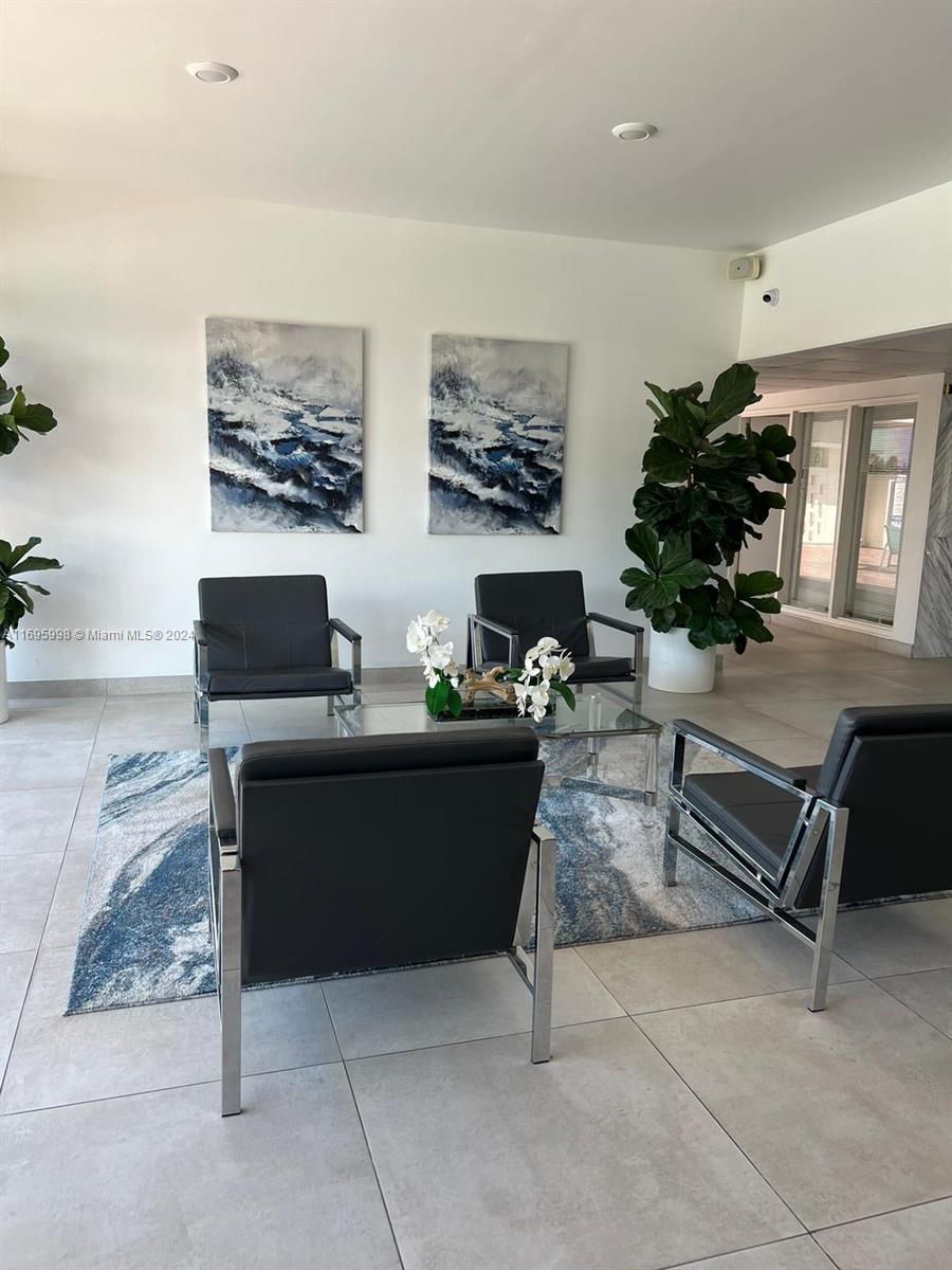 401 Golden Isles Dr 303, Hallandale Beach, FL 33009