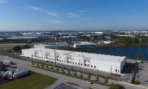 13202 NW 107th Ave 5, Hialeah Gardens, FL 33018