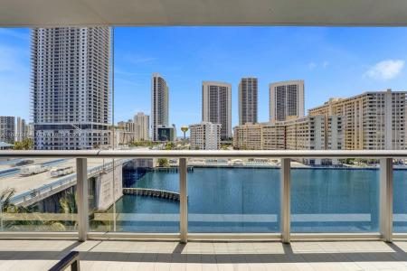 2600 E Hallandale Beach Blvd T702, Hallandale Beach, FL 33009