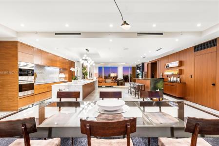 1180 N Federal Hwy 1606, Fort Lauderdale, Florida 33304, USA