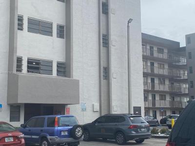 9911 W Okeechobee Rd 1-404, Hialeah Gardens, Florida 33016, USA