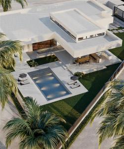 1240 N Biscayne Point Rd, Miami Beach, Florida 33141, USA