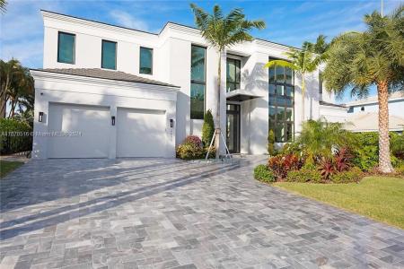 2631 NE 43rd Street, Lighthouse Point, Florida 33064, USA