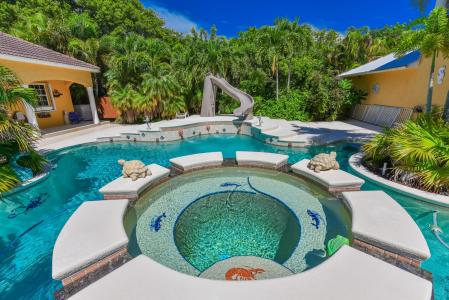 8073 S Indian River Drive, Fort Pierce, Florida 34982