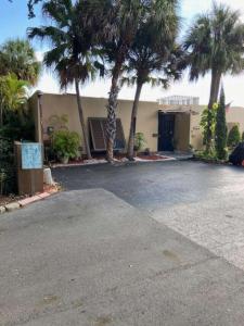 16023 Kingsmoor Way, Miami Lakes, Floride 33014, États-Unis