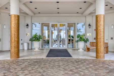 2700 N Ocean Drive 1604a, Singer Island, Florida 33404, USA