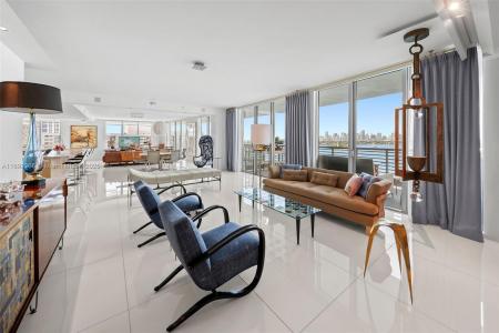 1445 16th St UP-1, Miami Beach, Florida 33139, USA