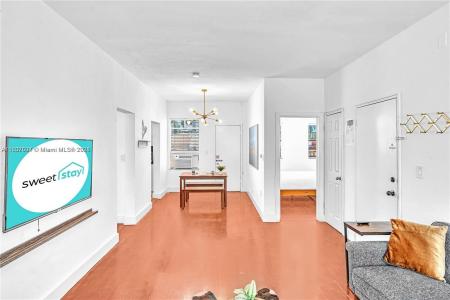 3920 Garden Ave 16, Miami Beach, Florida 33140, USA