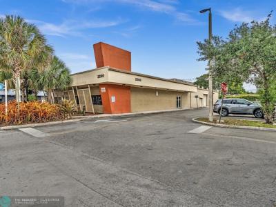 2200 N University Dr, Sunrise, Florida 33322
