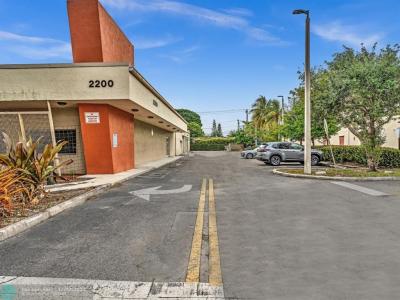 2200 N University Dr, Sunrise, Florida 33322