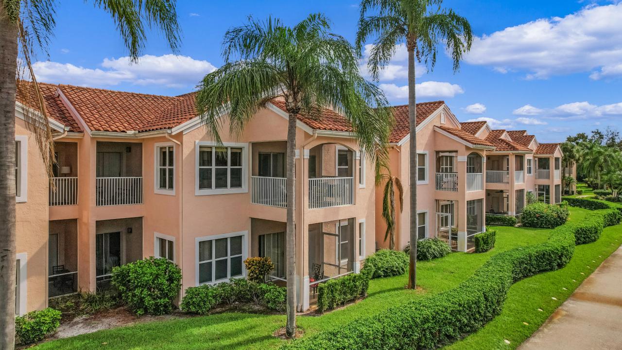 9843 Perfect Drive 172, Port Saint Lucie, Florida 34986
