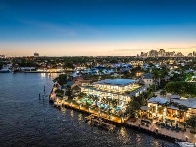 600 5th Key Dr, Fort Lauderdale, Florida 33304