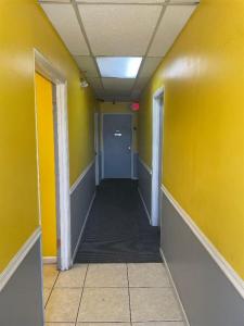 1075 Sunset Strip, Sunrise, Florida 33313