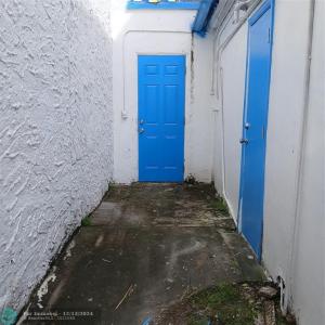 33 N Federal Highway, Dania Beach, Florida 33004