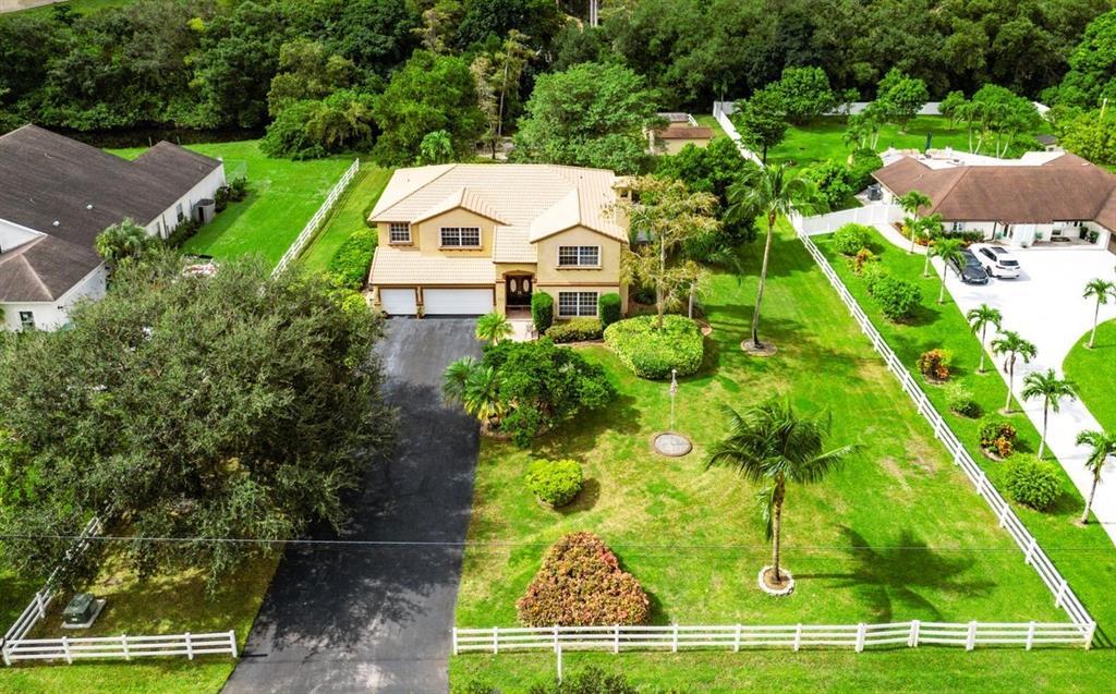 5811 NW 80th Ter, Pine Tree Estates, Parkland, Floride 33067, États-Unis