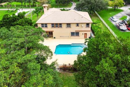 5811 NW 80th Ter, Pine Tree Estates, Parkland, Floride 33067, États-Unis