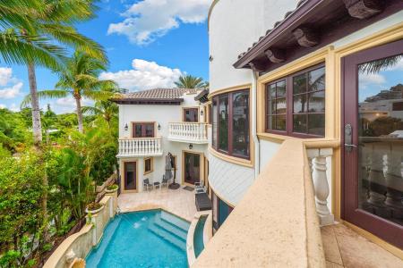 2760 N Atlantic Blvd, Fort Lauderdale, Florida 33308