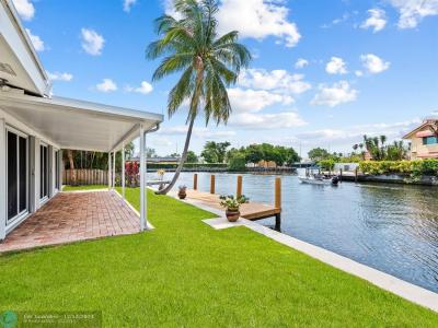 2140 NE 25th St, 82' Waterfront Home, Wilton Manors, Флорида 33305, Соединенные Штаты