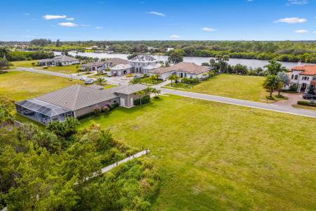 206 SE Fiore Bello, RIVELLA, Port Saint Lucie, Florida 34952