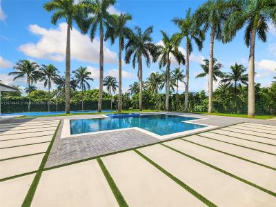 9928 NW 133rd St, Hialeah Gardens, Florida 33018, USA