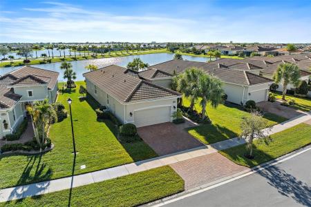 8907 SW Pepoli Way, Port St. Lucie, Florida 34987, USA