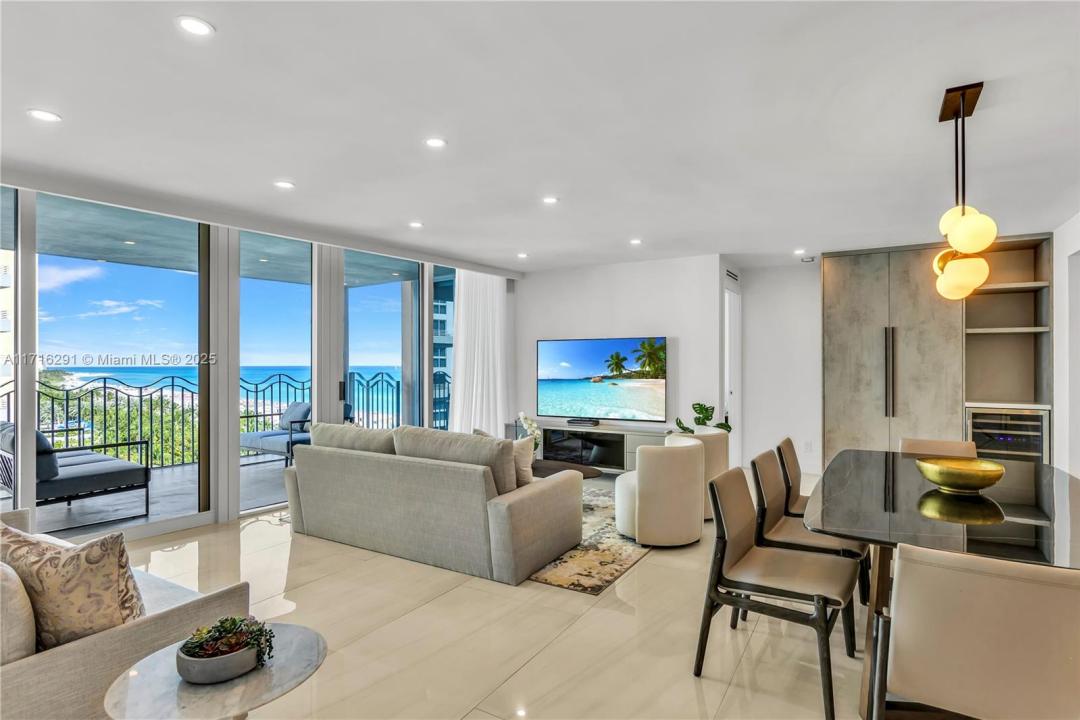 1500 Ocean Drive 1003, Miami Beach, FL 33139