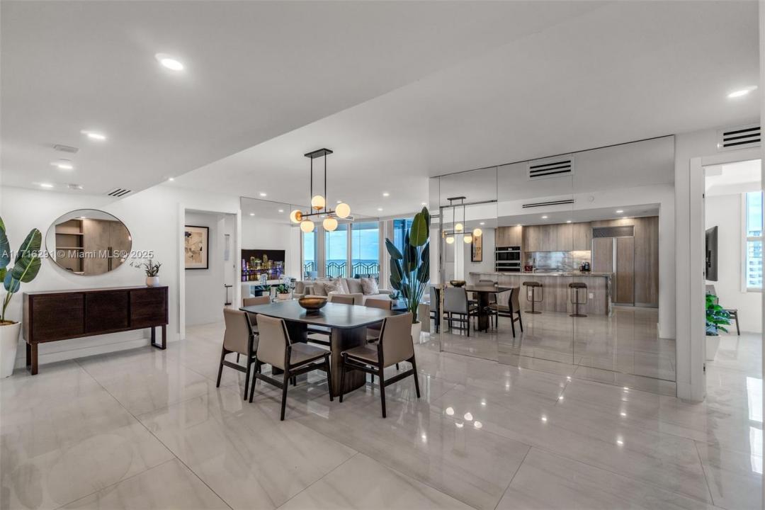 1500 Ocean Drive 1003, Miami Beach, FL 33139