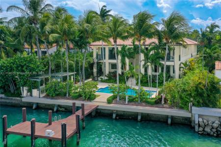 5655 Pine Tree Dr, Miami Beach, FL 33140