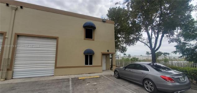 10810 NW 138th St 6-D, Hialeah Gardens, FL 33018