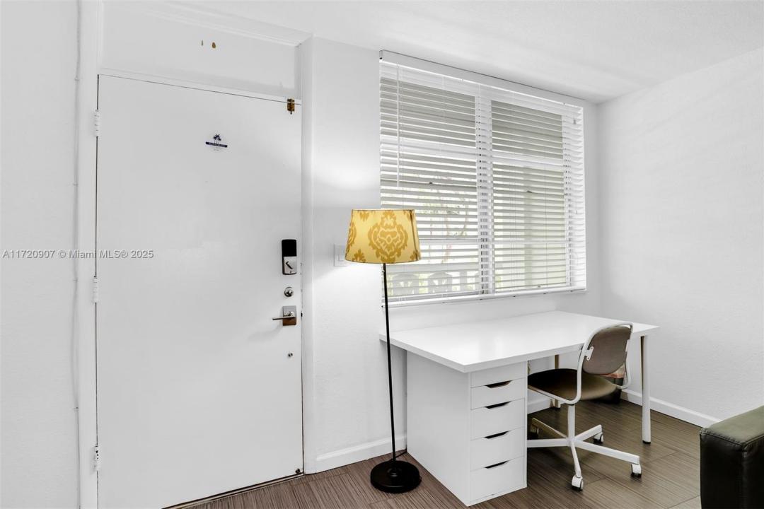 1732 Meridian Ave 202, Miami Beach, FL 33139