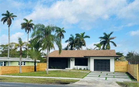 641 NE 2nd St, Dania Beach, FL 33004