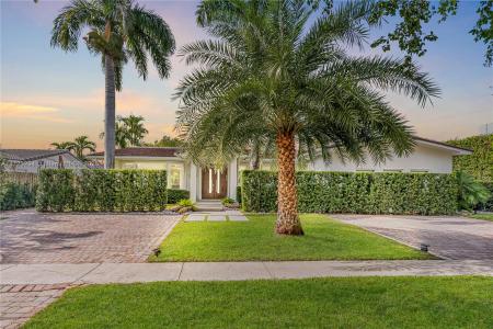 13100 Keystone Ter, North Miami, FL 33181