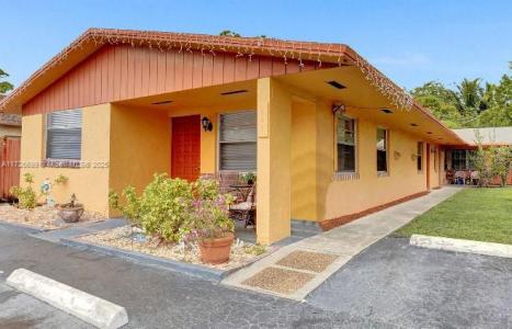 901 NE 39th St, Oakland Park, Florida 33334, USA