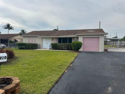 1920 Laurel Ln, Lake Clarke Shores, Florida 33406, USA